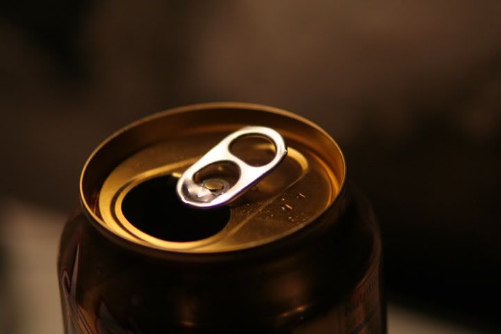 IMAGE: http://img.photobucket.com/albums/v244/ChrisACR/Skyshots/cokecan.jpg