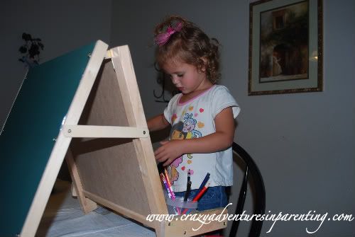 Drop-in photo easel