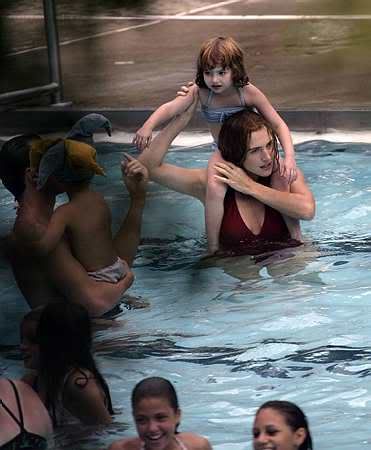 'Little Children' filmiing at pool in West Orange NJ