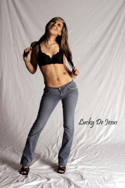 IMAGE: http://img.photobucket.com/albums/v245/sh1bby69/IMG_8156copy.jpg