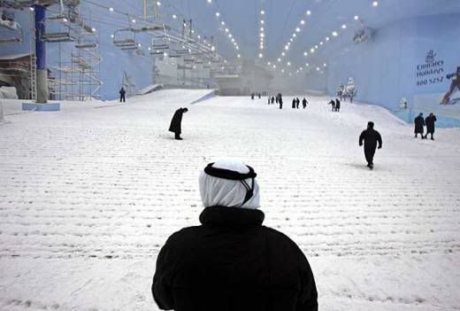 SkiDubai_InsideView_2_520.jpg