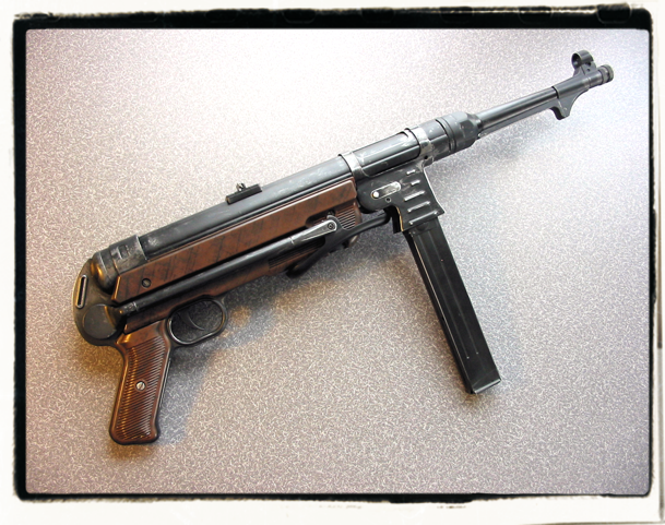 MP40FullRgt1_med_photo.png