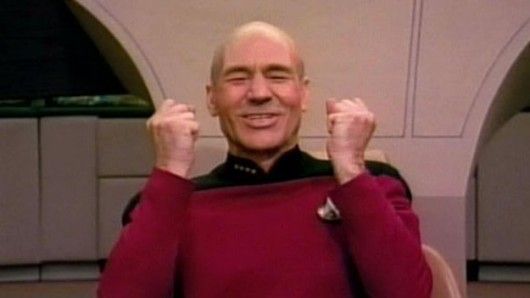 Star-Trek-happy-Picard-530x298.jpg