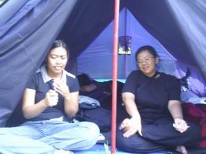 dB & Uyet featuring mbak Desi didalem tenda