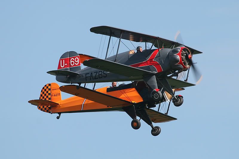 http://img.photobucket.com/albums/v249/gspinks/2006/Airshows/La%20Ferte%20Alais%20-%203rd%20June/Part%201/LaFerteAlaisA1_146.jpg