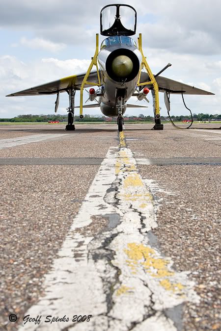 http://img.photobucket.com/albums/v249/gspinks/Aviation/Misc/2009/1%20Lightning%20XS458%20Taxi%20Run%20-%2025th%20April/LightningXS458TaxiRun25thApril09-3.jpg