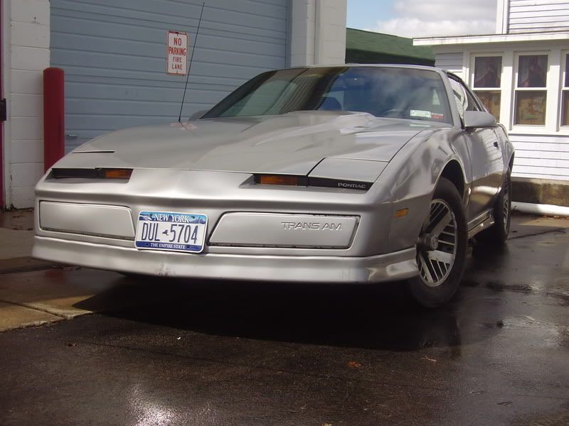 http://img.photobucket.com/albums/v251/tallywhacker/TransAm3.jpg