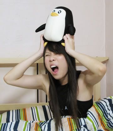 http://img.photobucket.com/albums/v253/niiikii/nikiblog/MePenguin.jpg