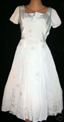 whitedress1.jpg