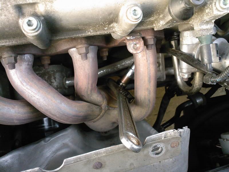 DIY How To replace Lambda Probe (Oxygen Sensor) 1.6 16v D.I.Y Guides and How to Instructions