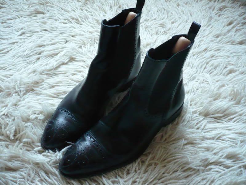 http://img.photobucket.com/albums/v258/ParisBreizh/Chaussures/P1030302.jpg