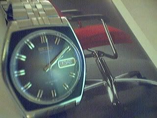 http://img.photobucket.com/albums/v258/ParisBreizh/Montres/Image39.jpg