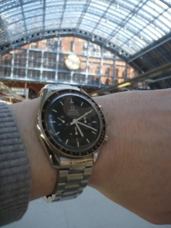http://img.photobucket.com/albums/v258/ParisBreizh/Montres/P1020645.jpg
