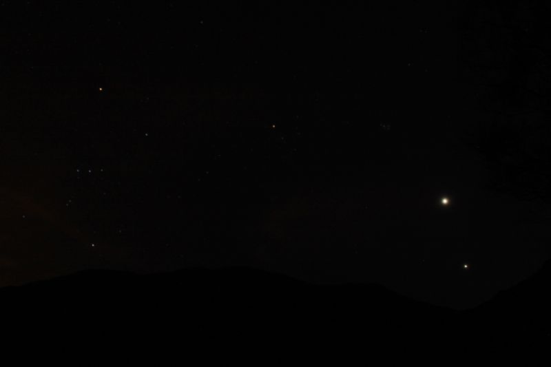 IMAGE: http://img.photobucket.com/albums/v258/Ryan04/Stars/2.jpg