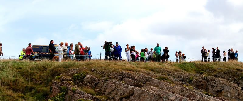 IMAGE: http://img.photobucket.com/albums/v258/Ryan04/Whale/6.jpg