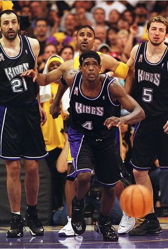 Webber chasing down the ball.