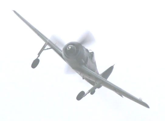http://img.photobucket.com/albums/v259/Jameshdeath/FW-1902.jpg