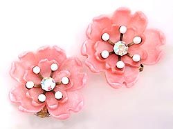 Leru Pink Flower Earrings