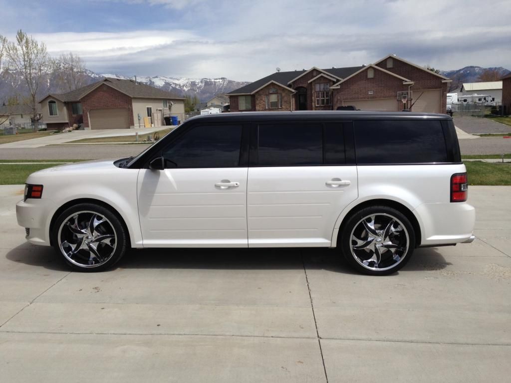 2011 Titanium With 22 S Installed Ford Flex Forum
