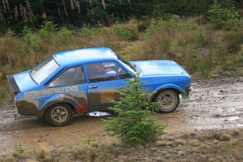 rallyschoolday06103.jpg