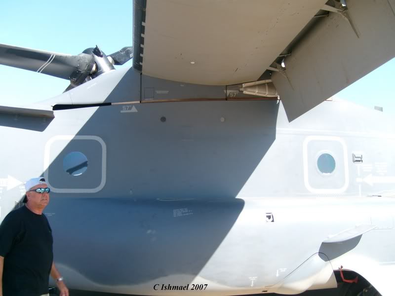 CV-22_left_centerfuseSIG.jpg