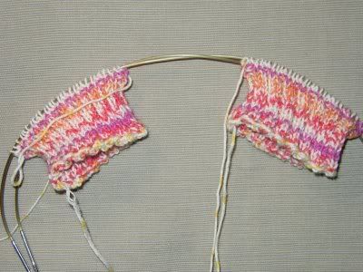 2 socks on 2 circulars