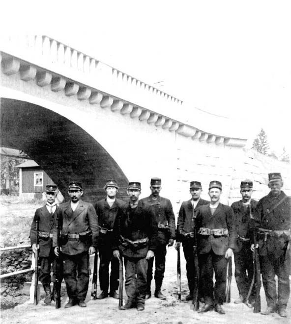 SwedishSoldiersKarelia.jpg