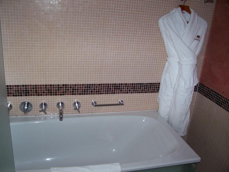 040-1.jpg