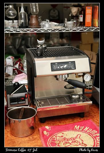老闆自行研發的Espresso機 