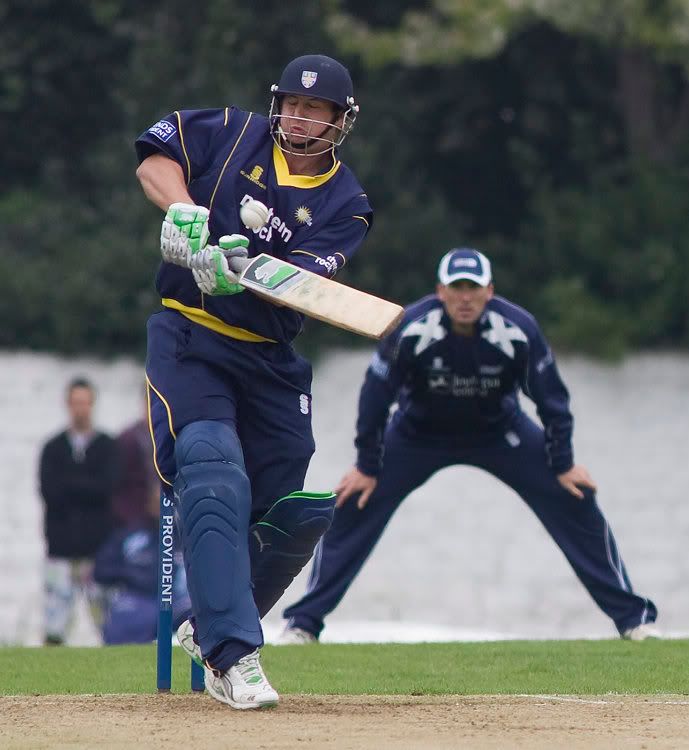 IMAGE: http://img.photobucket.com/albums/v280/paperpics/pics2/_A0H7845.jpg