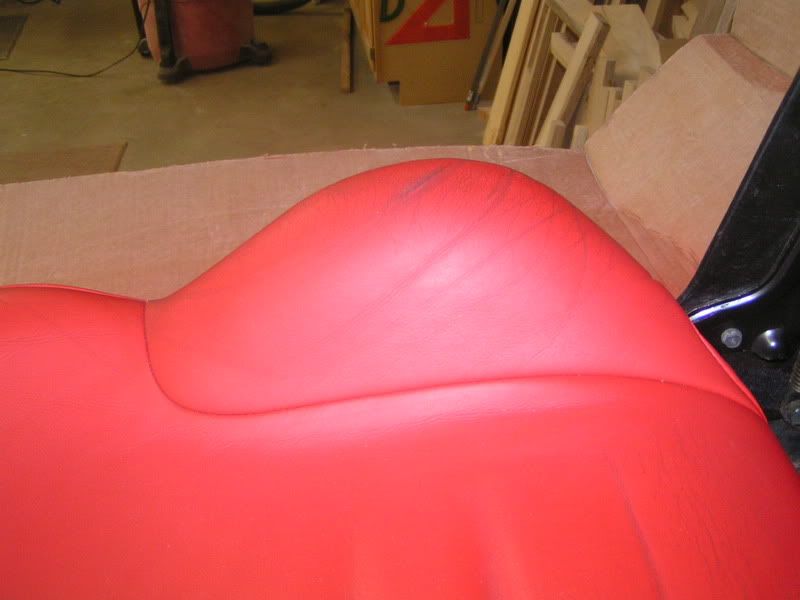 Corvetteseatsredye003.jpg