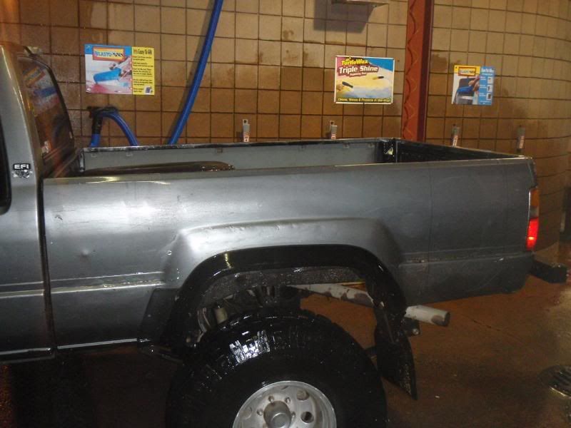 1985 Toyota pickup rear bumper