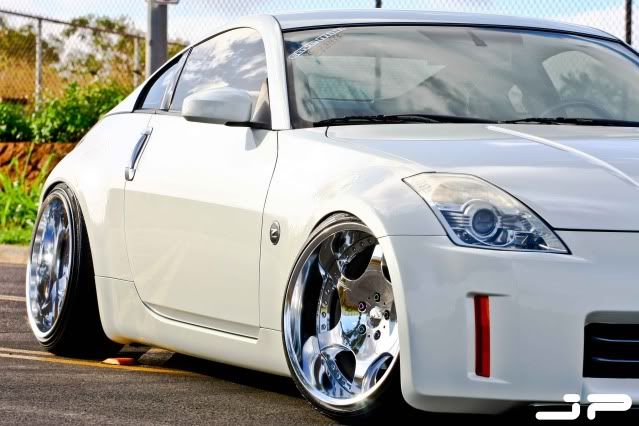 IMAGE: http://img.photobucket.com/albums/v283/AXFREAK/Jokers%20350Z/Jokers350Z1.jpg