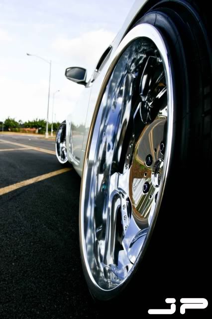 IMAGE: http://img.photobucket.com/albums/v283/AXFREAK/Jokers%20350Z/Jokers350Z2.jpg