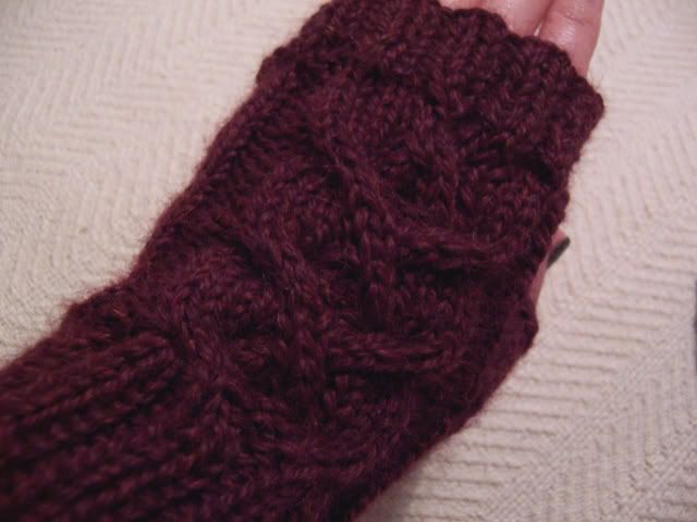 fingerless glove, cables