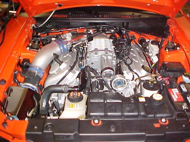 Our2004sEngineBay.jpg