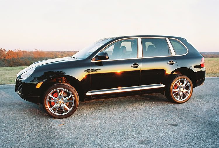 2004_Porsche_Cayenne_OPS_PW16_side.jpg