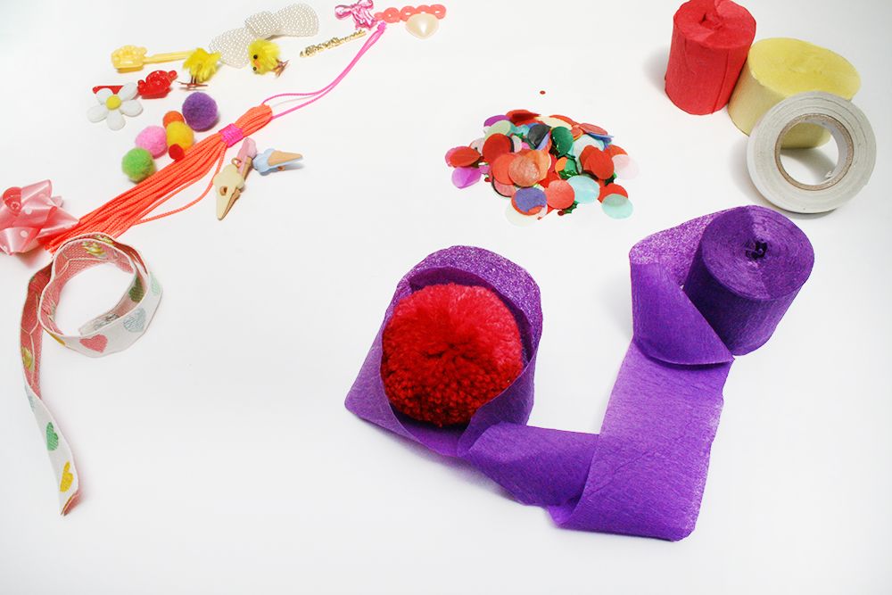 DIY Surprise Ball by Kitiya Palaskas