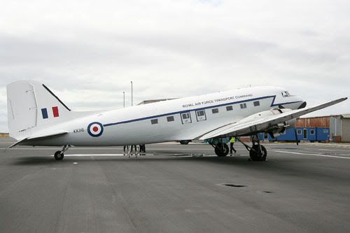 http://img.photobucket.com/albums/v288/Dazbo5/Scuba2/Air-Atlantique-Classic-Flight-DC-5.jpg