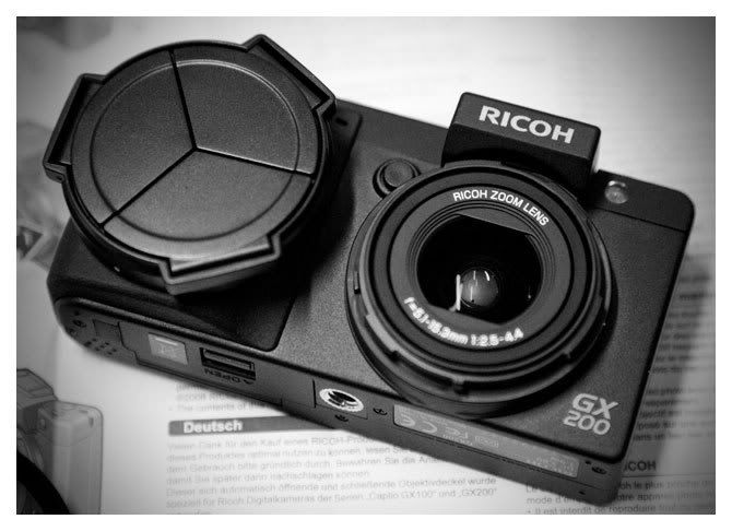 Ricoh_GX200_Tapa_01.jpg