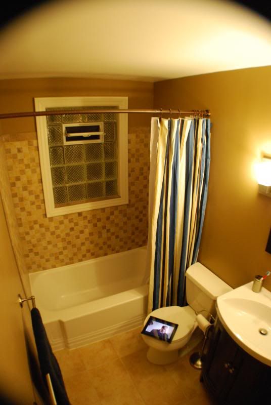 http://img.photobucket.com/albums/v289/EclipseBlur/Bathroom%20Remodel/ba25f32a.jpg