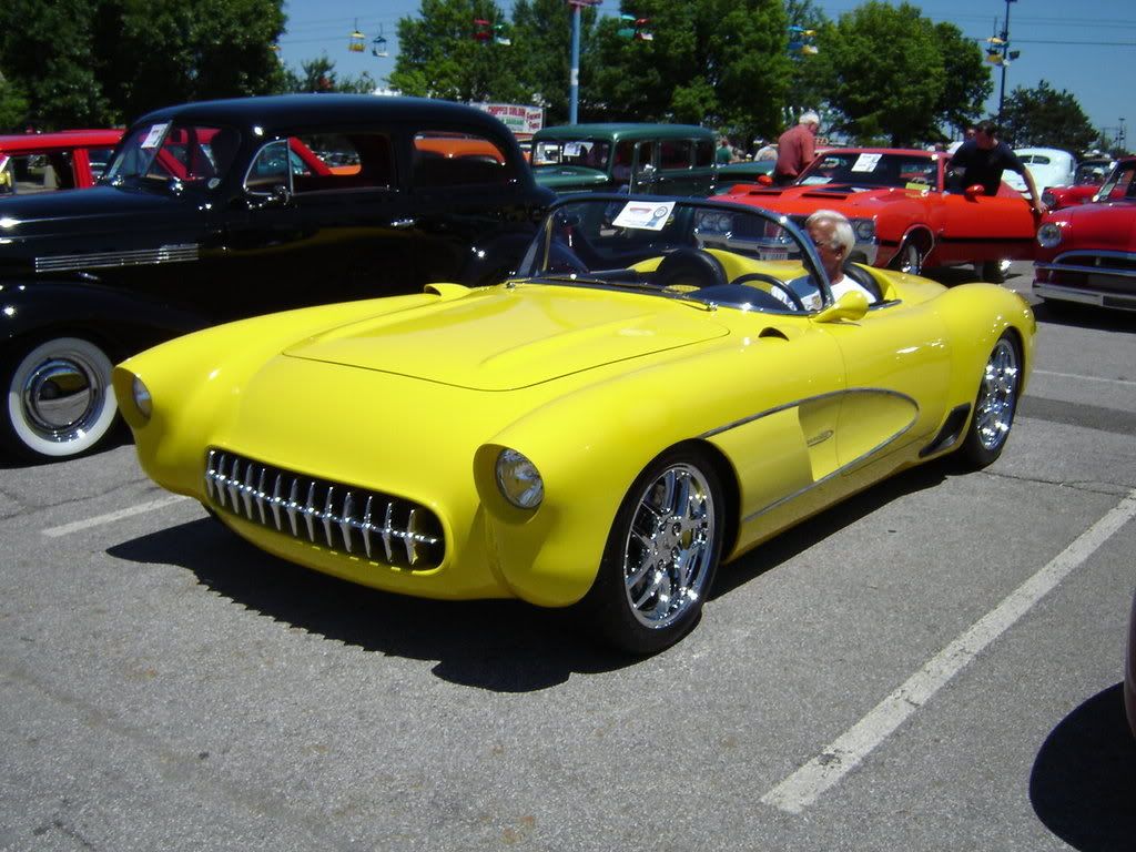 Yellowvette.jpg