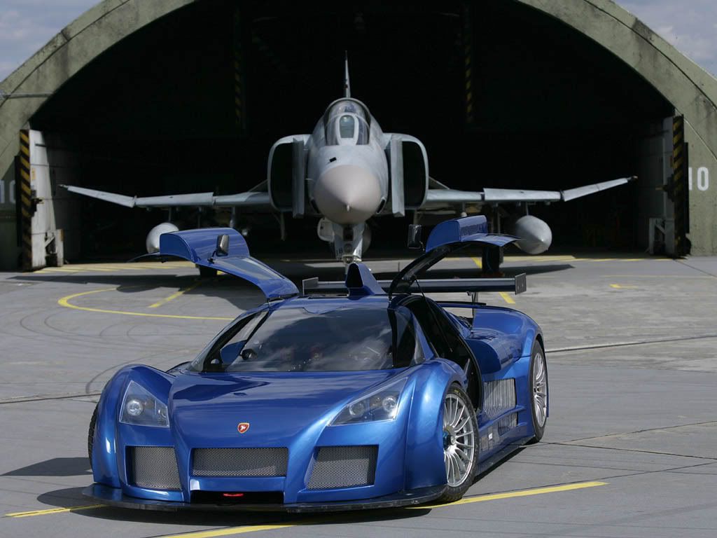 gumpert_1.jpg