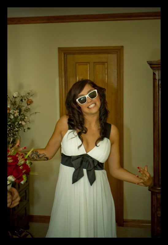 IMAGE: http://img.photobucket.com/albums/v290/Mitsubishi_VR4/Wedding%208-17-08/-0566.jpg