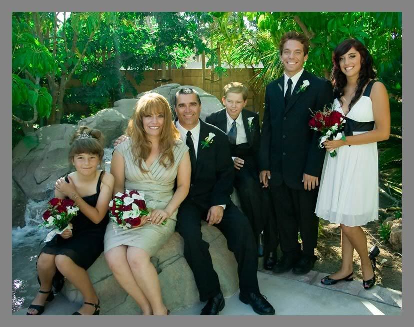 IMAGE: http://img.photobucket.com/albums/v290/Mitsubishi_VR4/Wedding%208-17-08/-0571.jpg