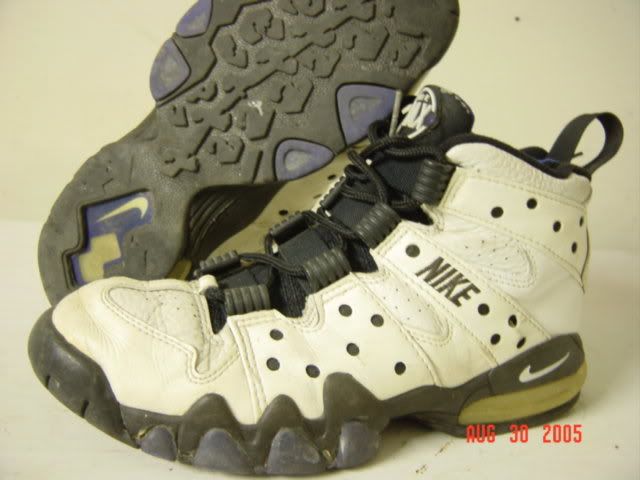 old school nike basketball shoes