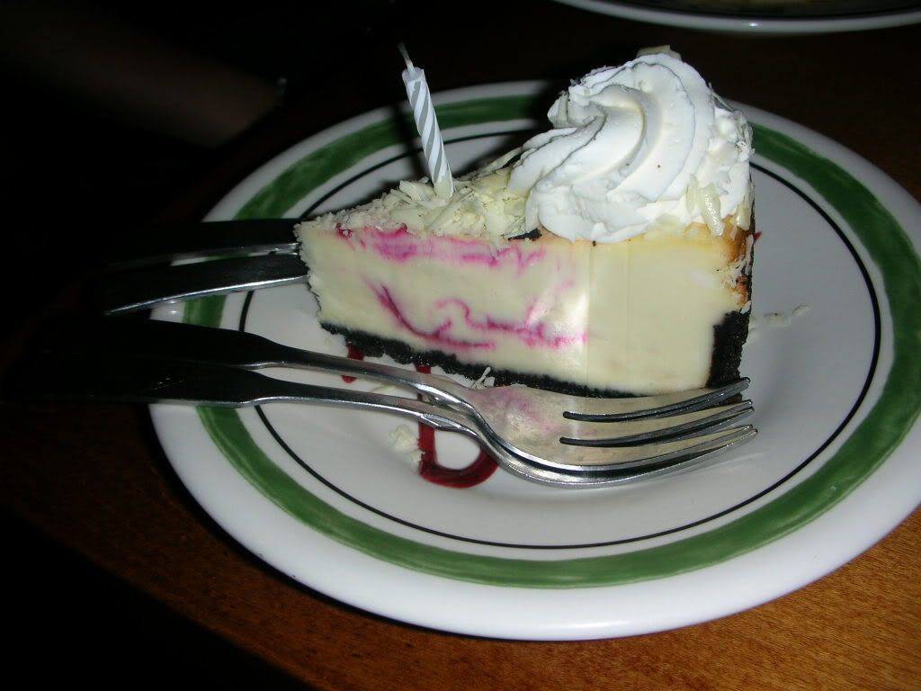 my not-so-free birfday raspberry cheesecake at Olive Garden! =)