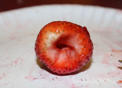 hulled strawberry