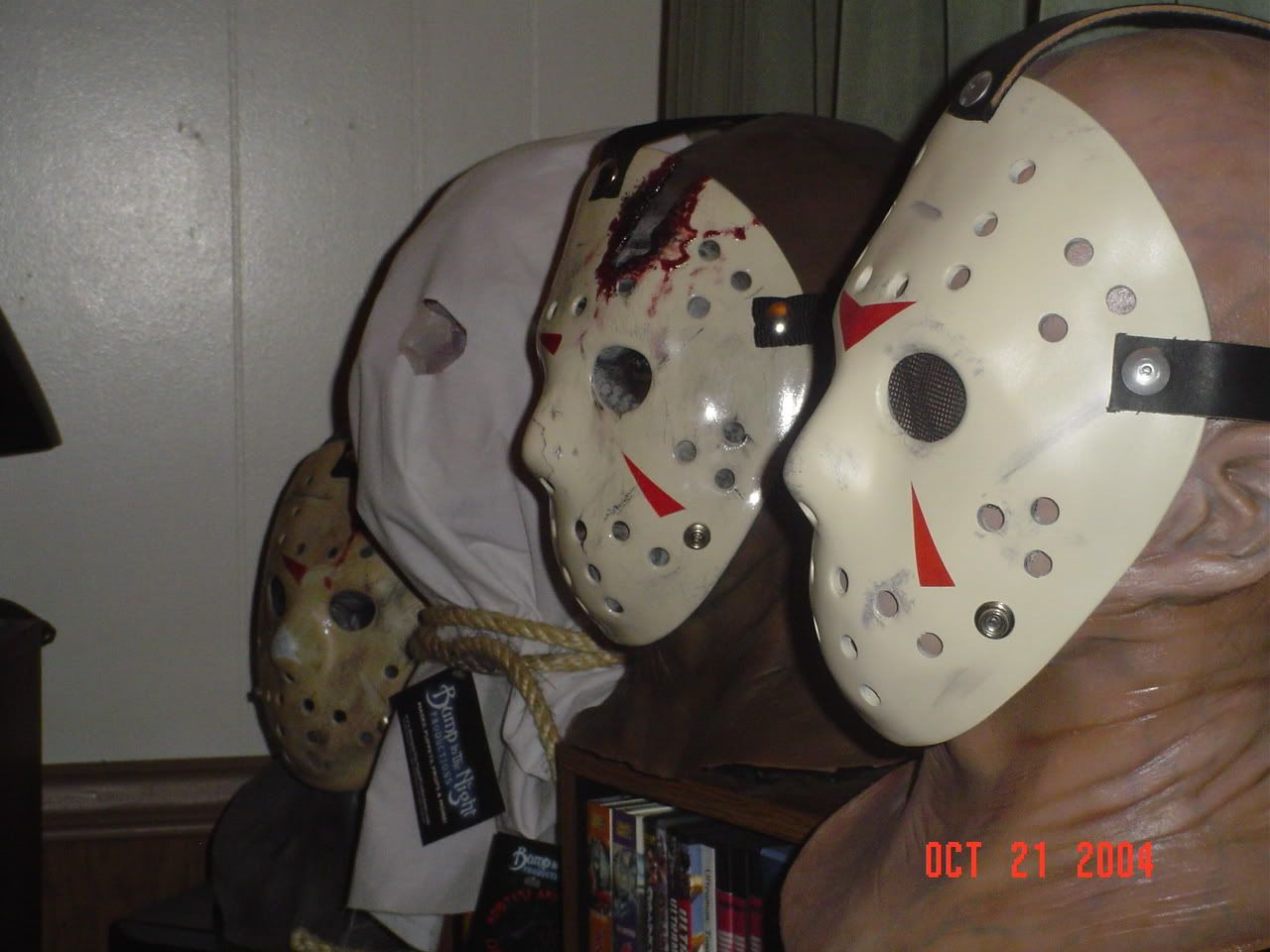 [Image: JasonCostume002.jpg]