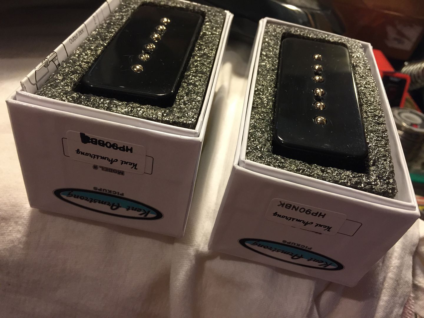 FS Kent Armstrong HP90 "Stealth" Noiseless P90's My Les Paul Forum